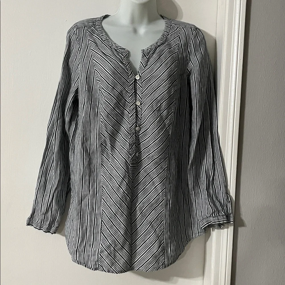 J. Jill Black and White Striped Linen Top - Picture 2 of 8